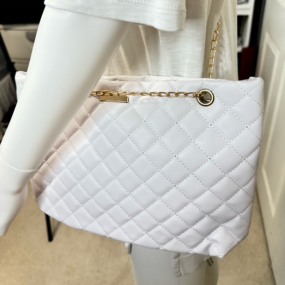 Medium Quilted White Crossbody Purse with Chain Strap - Picture 3 of 7